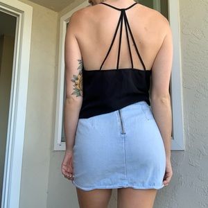 Essential black shirt